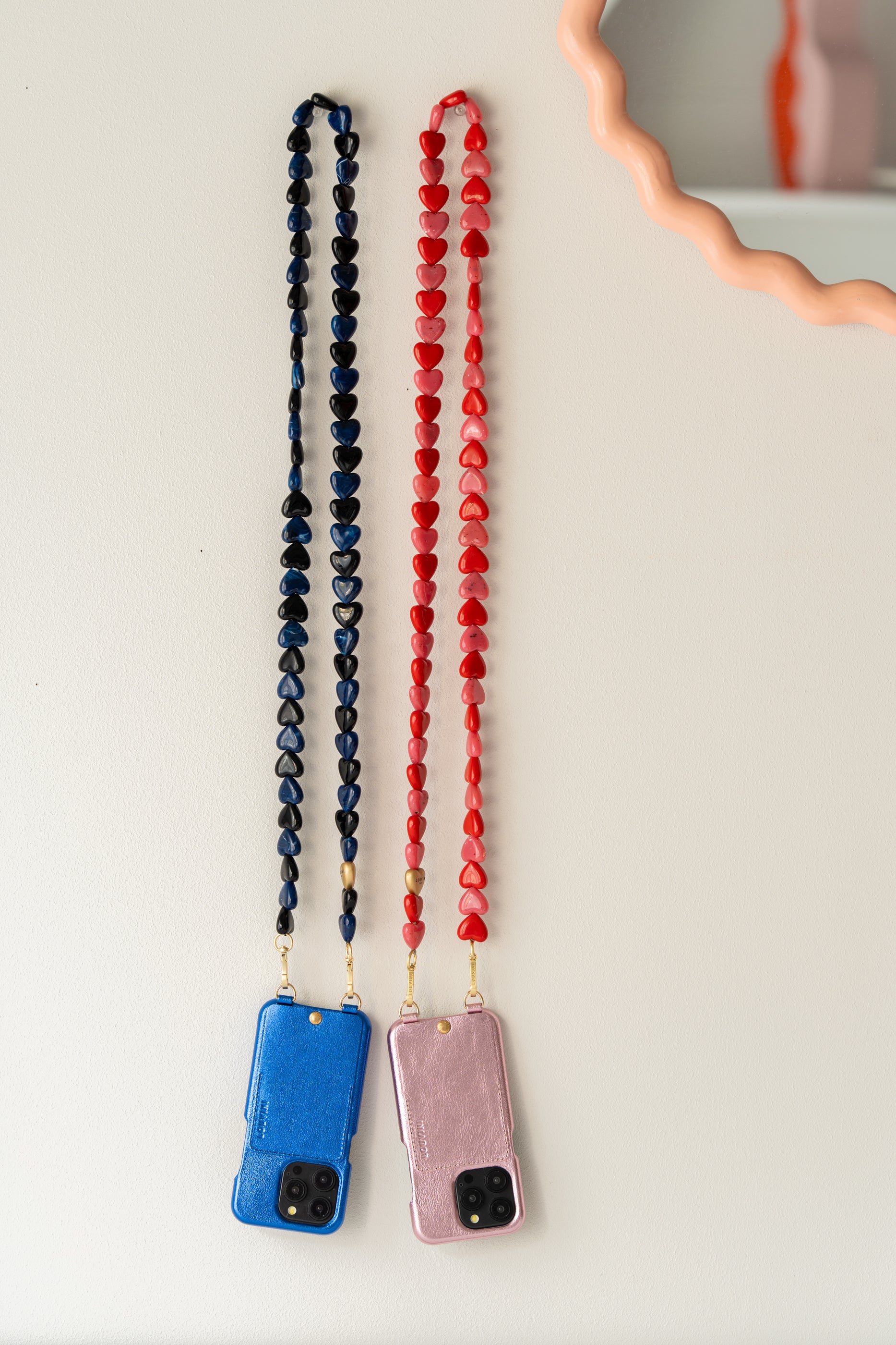 スマートフォンチェーン CUORE PINK-RED – R deco interiors