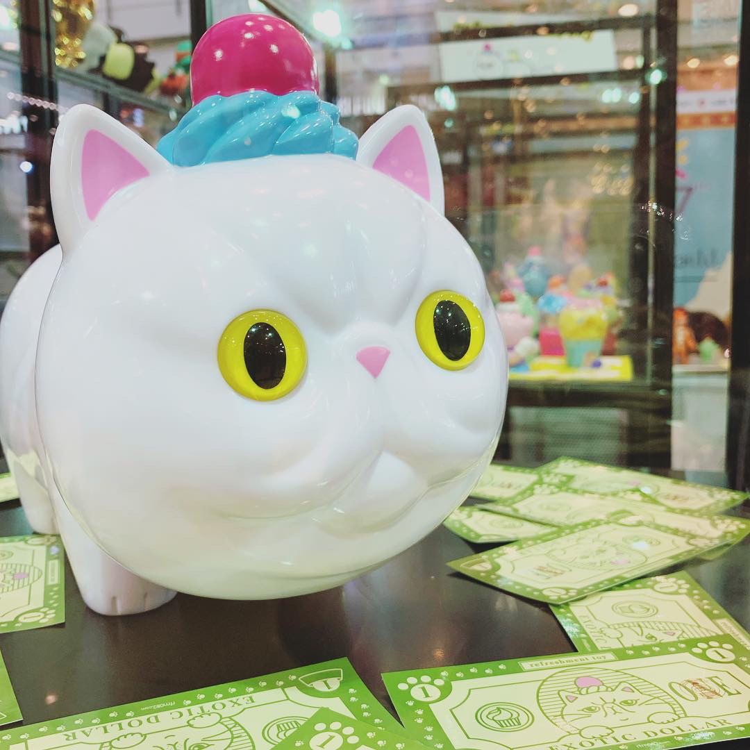 About refreshment toy | refreshment toy (リフレッシュメント トイ)