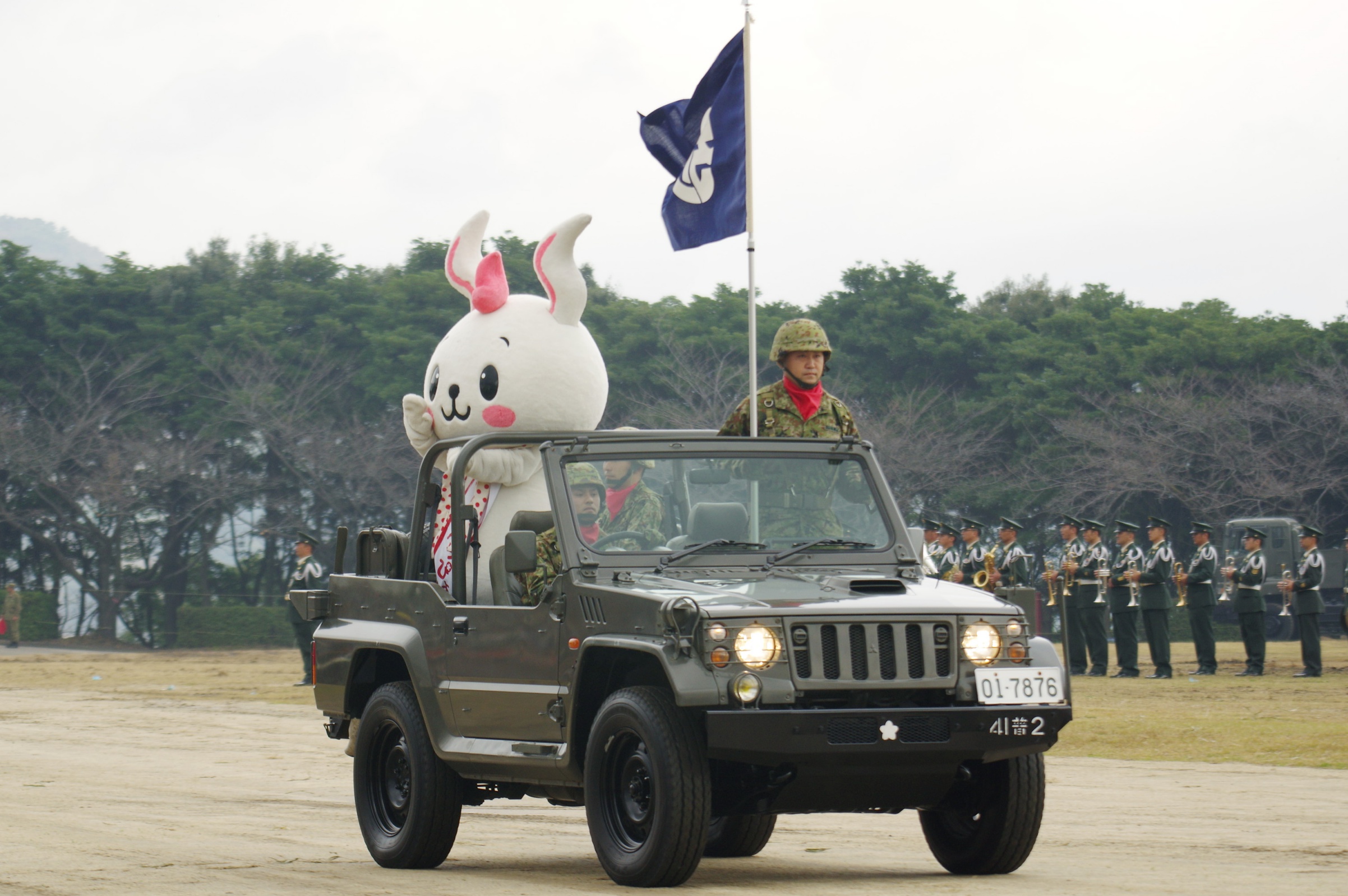 1/2tトラック（73式小型トラック）｜パジェロ・ジープ｜陸上自衛隊