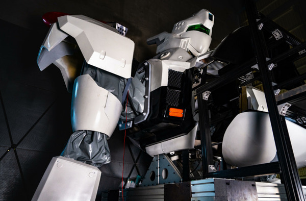 約5mの「機動警察パトレイバー」が東京ビッグサイトで開催の「SusHi