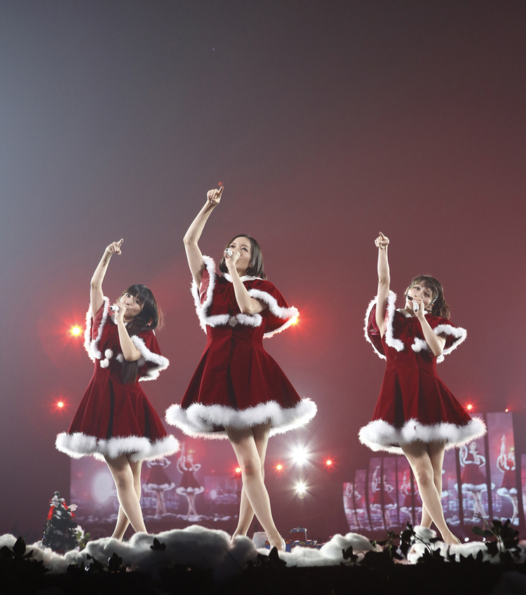 Perfume ＠ 東京ドーム 2013.12.25 邦楽ライブレポート｜音楽情報
