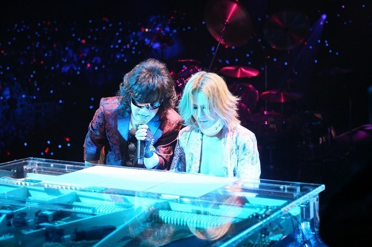 7人のXで頑張っていきます」X JAPAN、新曲も披露した熱狂と感涙の横浜