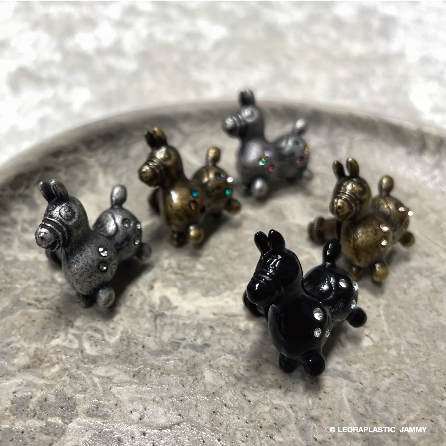 公式限定】Rody Deluxe ブローチ スワロフスキー |【ロディ公式通販