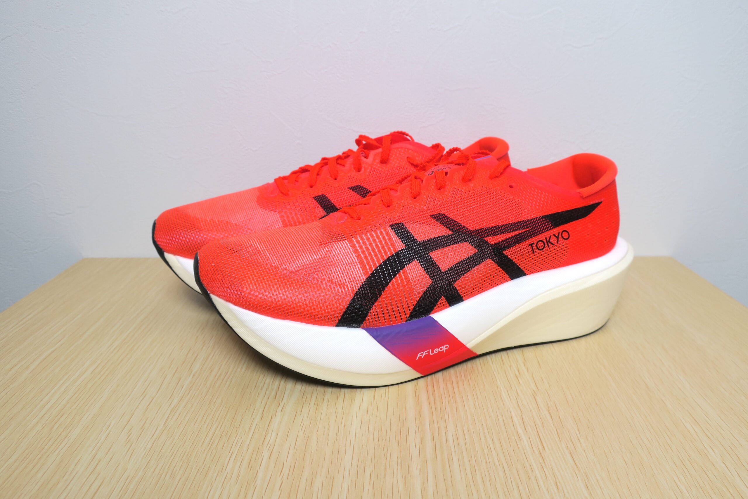 レビュー】アシックス メタスピードエッジ東京 前傾姿勢強制シューズ