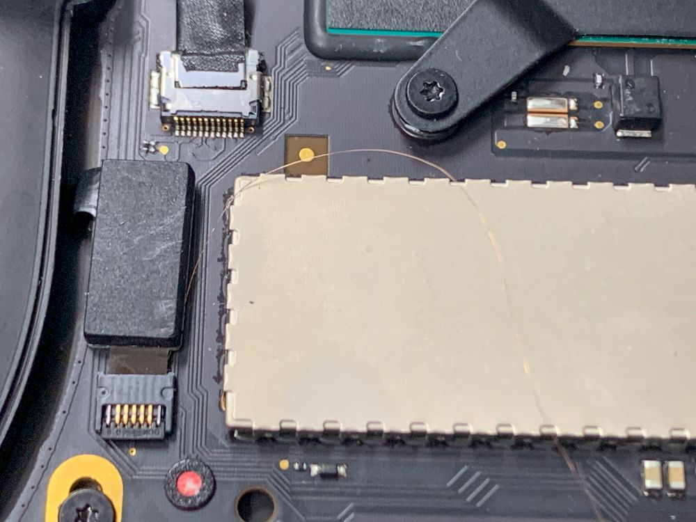 MacBook Pro (Retina 13-inch、Early 2015)水没で電源が入らない修理