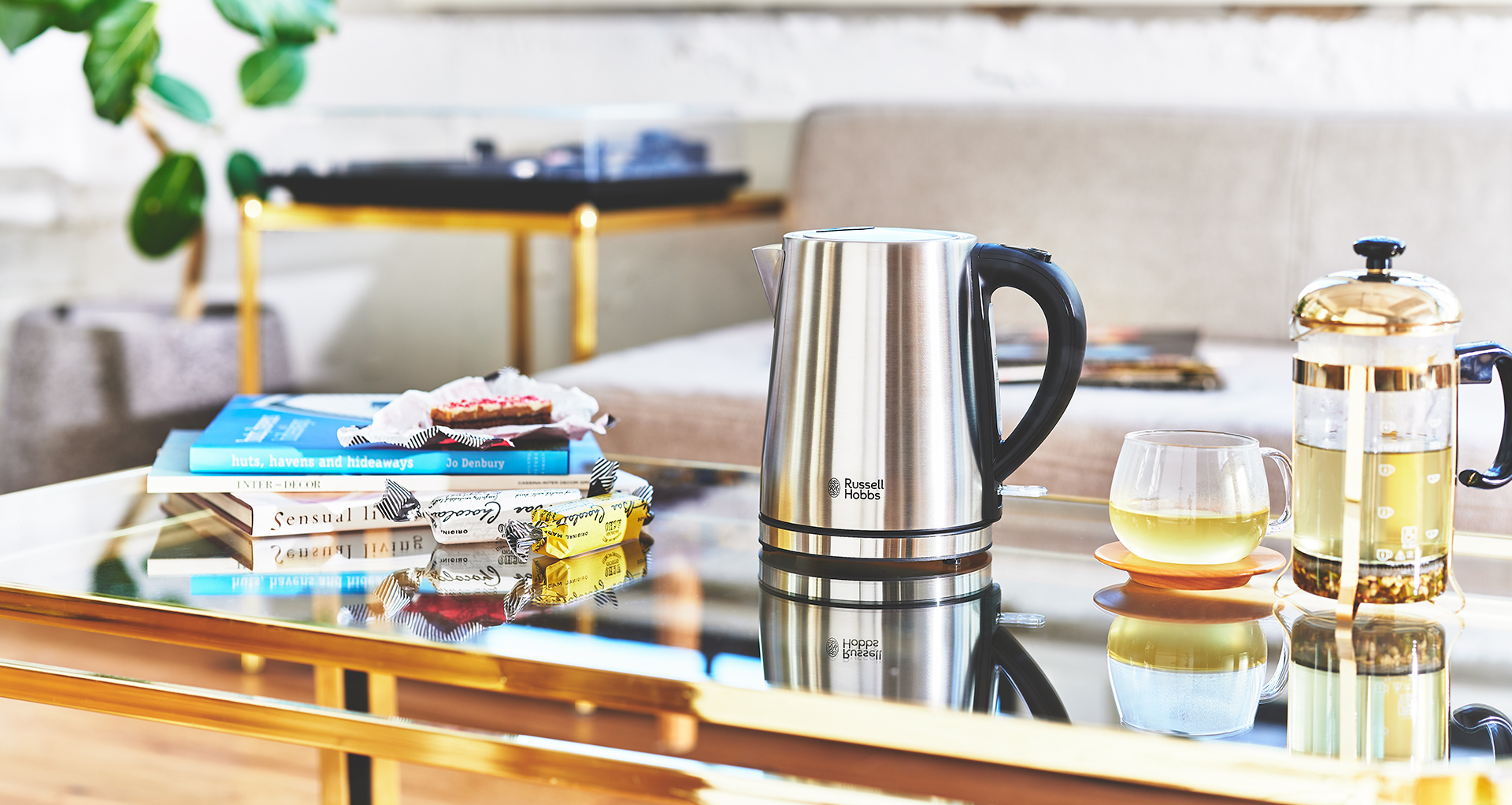 ベーシックケトル（7013JP / 7013JP-BK） | Russell Hobbs - ラッセル