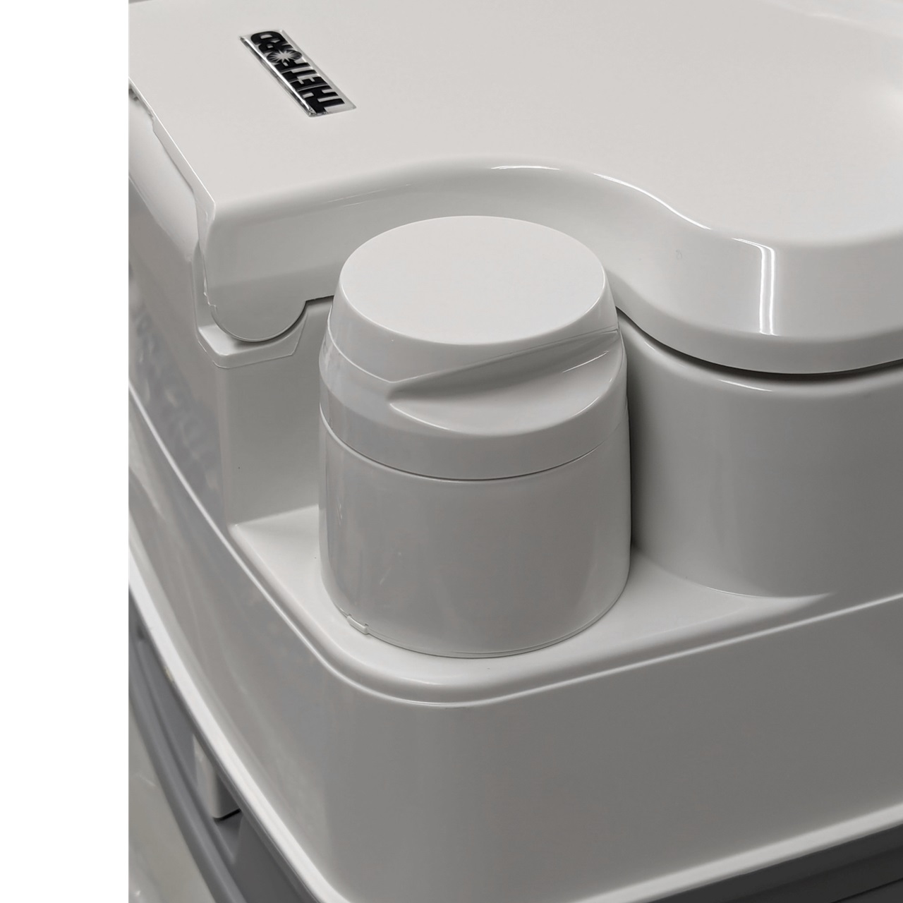 キャンピングカー用品の製造、販売ならRV東陽