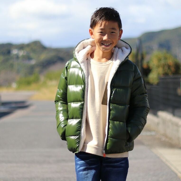 日本国内当店のみが取り扱うイタリア発男の子用キッズダウンジャケット