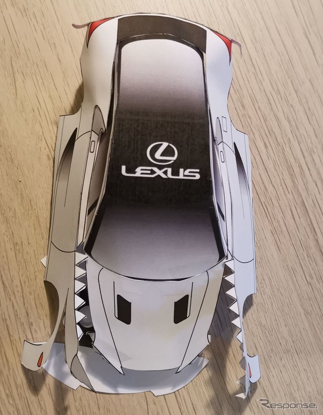 レクサス LFA、デビュー10周年を祝う…ペーパークラフトで 14枚目の写真