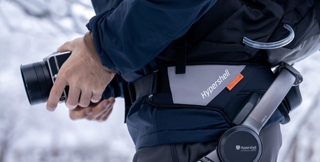 auがパワードスーツ『Hypershell X Pro』発売、脚力40%強化で自転車も