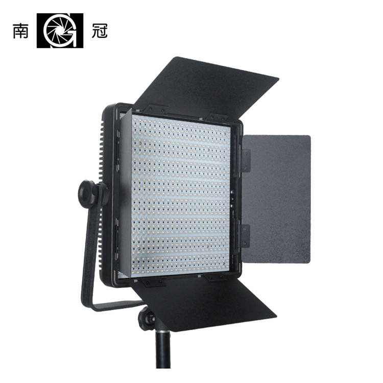 Nanguang CN-600SA LED Studio Panel Light - Adjustable 5400K to