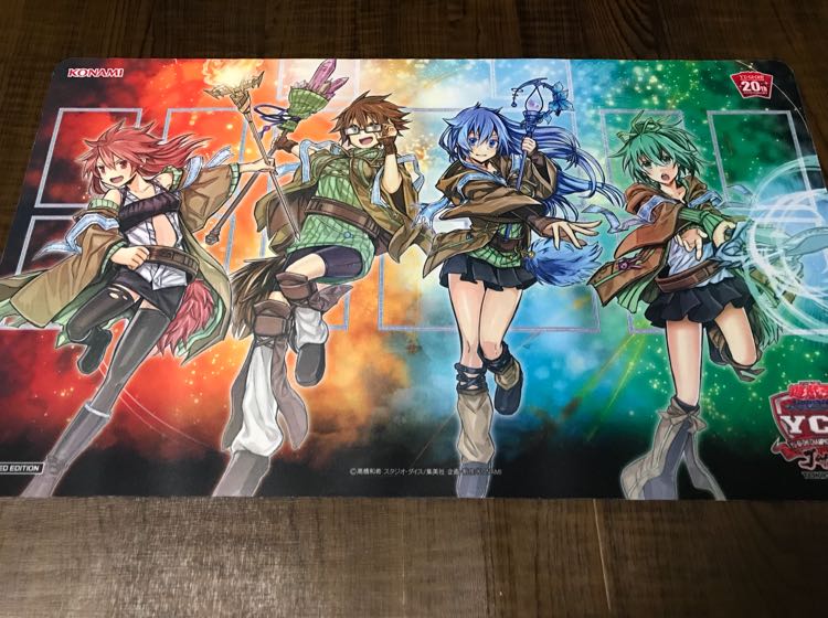 遊戯王 憑依覚醒 プレイマット 未使用 霊使い 精霊術の使い手 1枚の