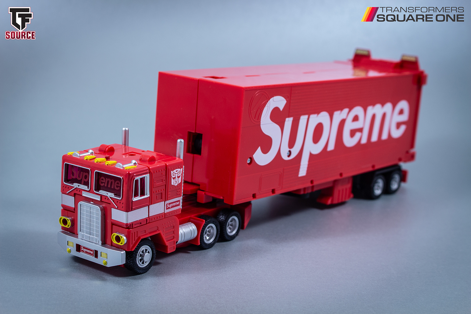 Gallery: Supreme G1 Optimus Prime