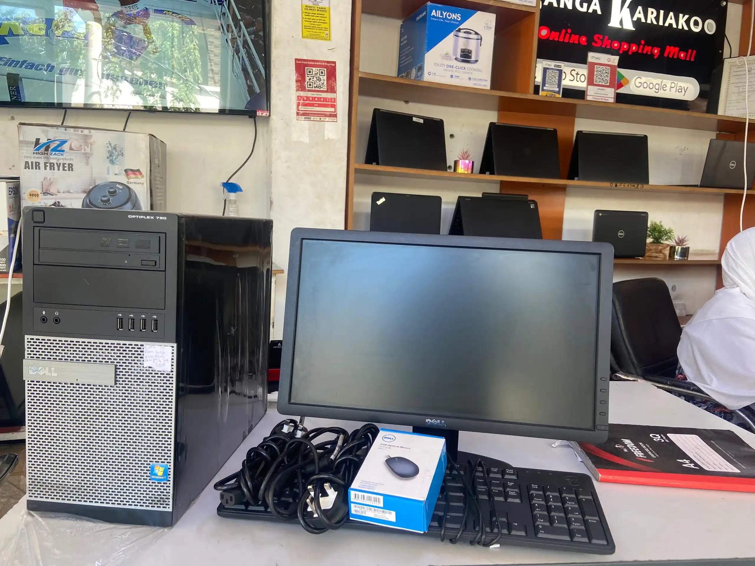 Dell Core I7 4Th Gen Ram 8Gb Hdd 500Gb Speed 3.60Ghz Kioo Inch 22