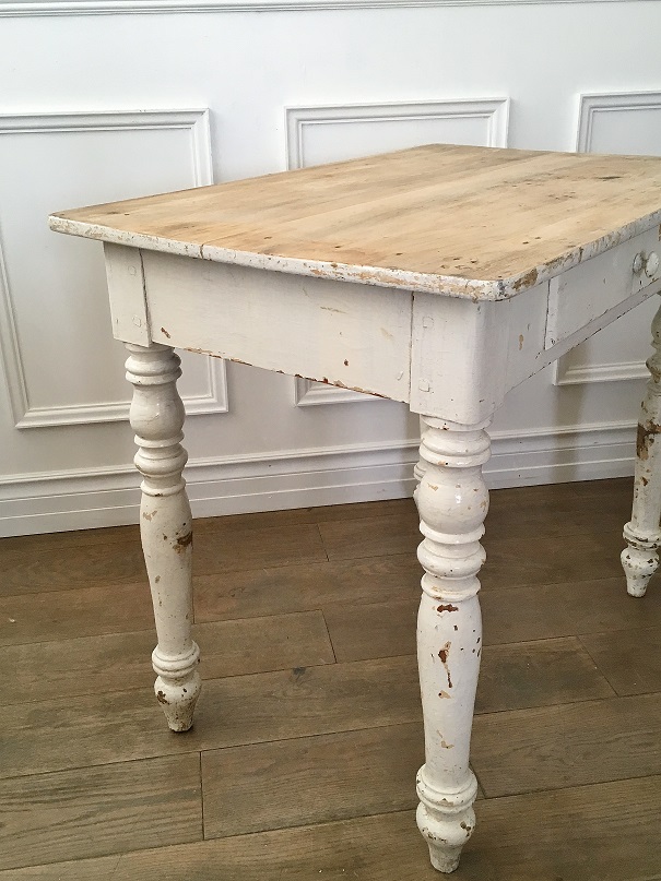 フランスシャビーシックなデスクはかわいいアンティークネットショップ