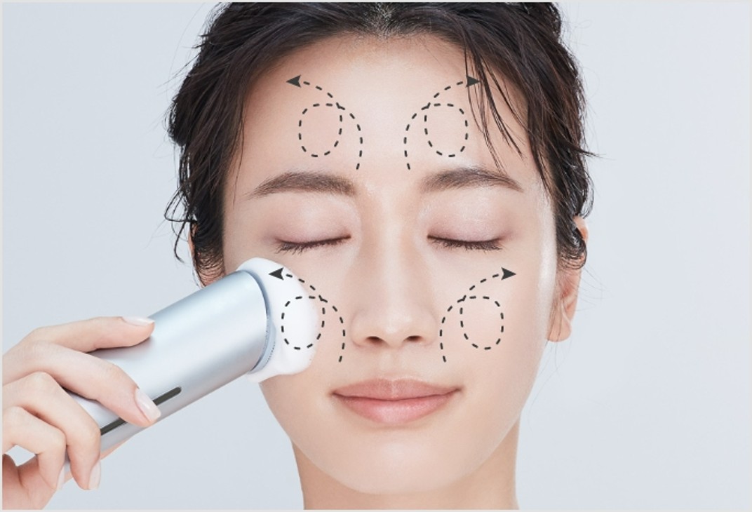 洗顔ブラシでいちご鼻はきれいになる？効果や選び方・使い方を解説