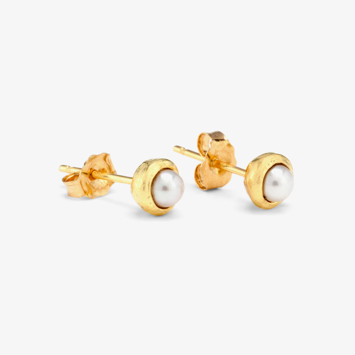 Gold Trimmed Pearl Studs – Satomi Kawakita Tokyo