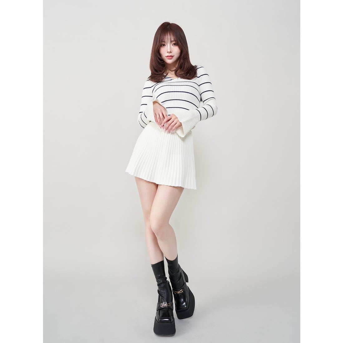 ダーリッチ Darich スクエアトゥショートブーツ （ブラック