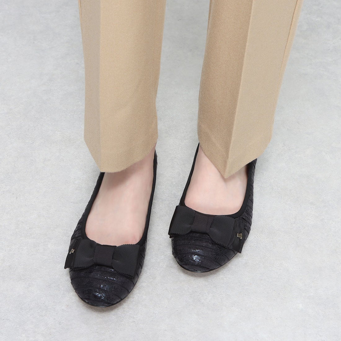ランバン オン ブルー LANVIN en Bleu リボンモチーフカッターパンプス
