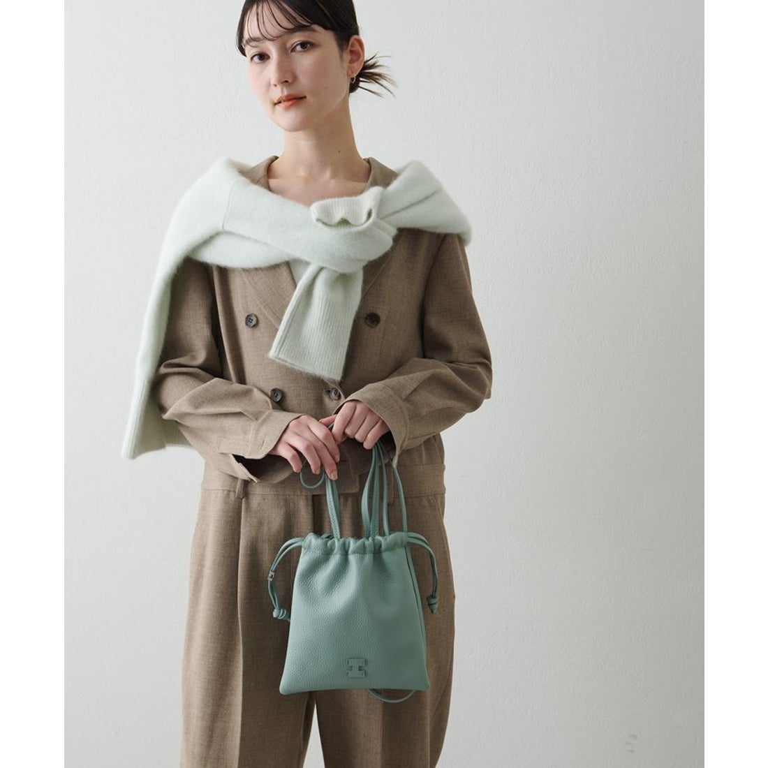 イアクッチ IACUCCI グラネッロ CERVO （charcoal） - ファッション