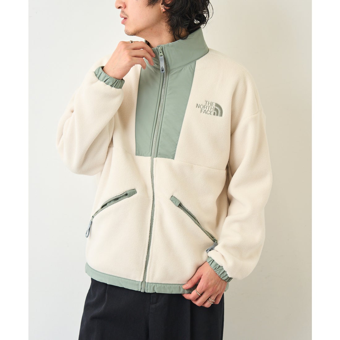 ザ・ノース・フェイス THE NORTH FACE 【日本未発売】韓国 ホワイト