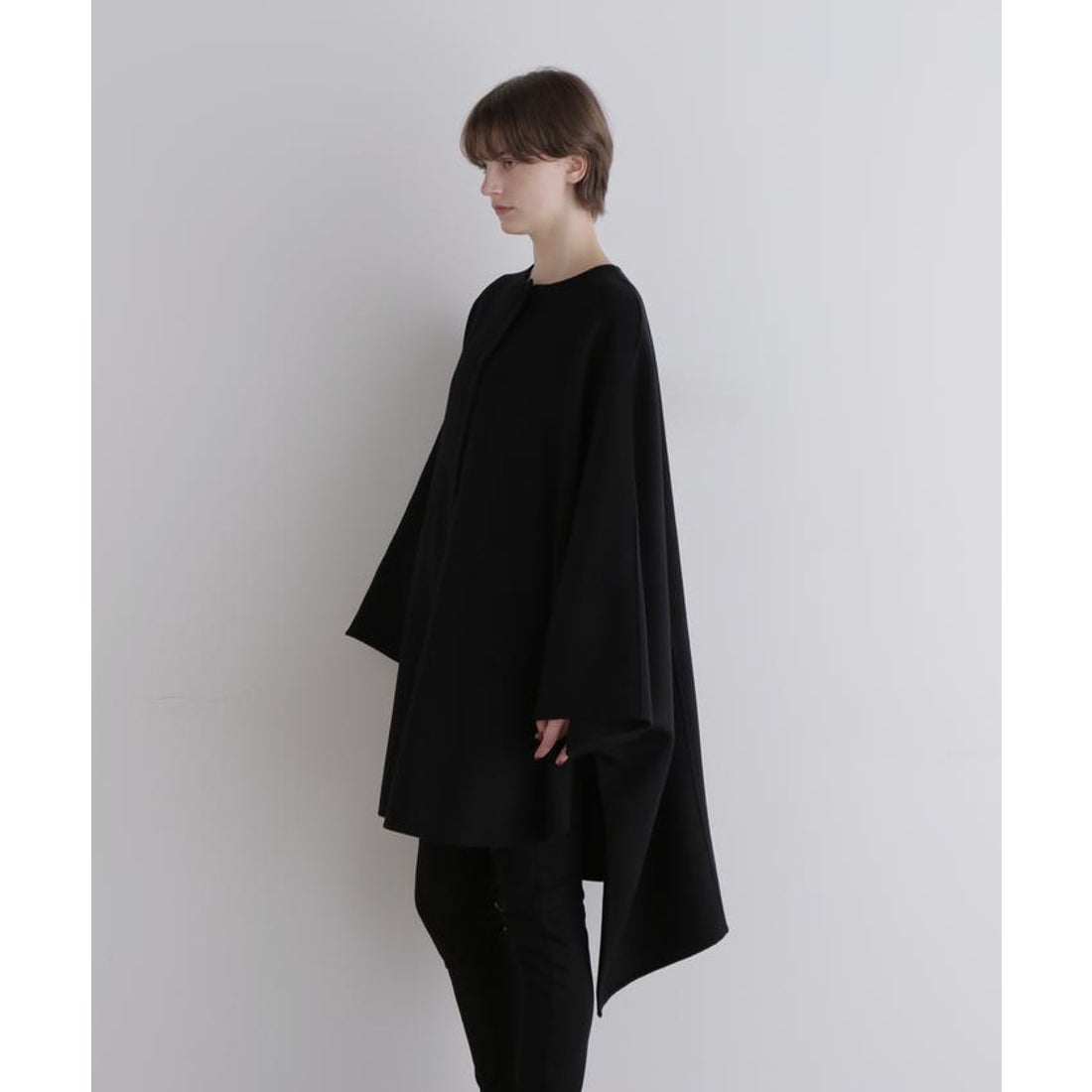 ル フィル LE PHIL ピュアカシミアポンチョコート （ブラック