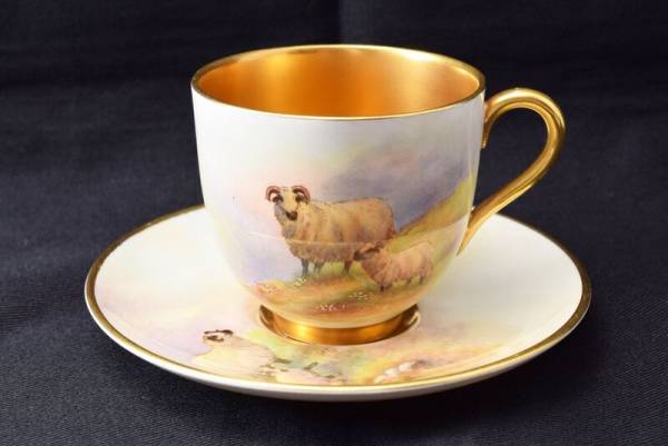 ロイヤルウースター royal worcester食器（サインの歴史）とペイン