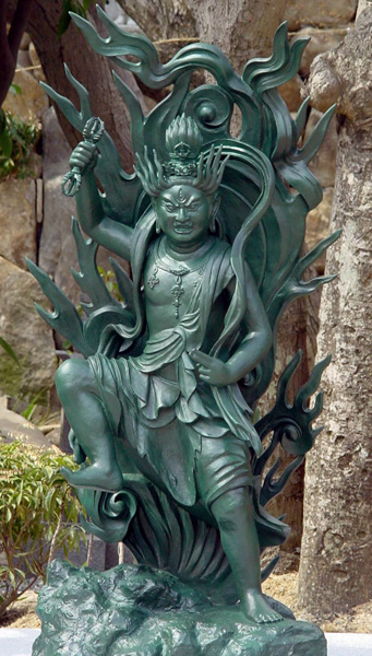 蔵王権現 像の制作