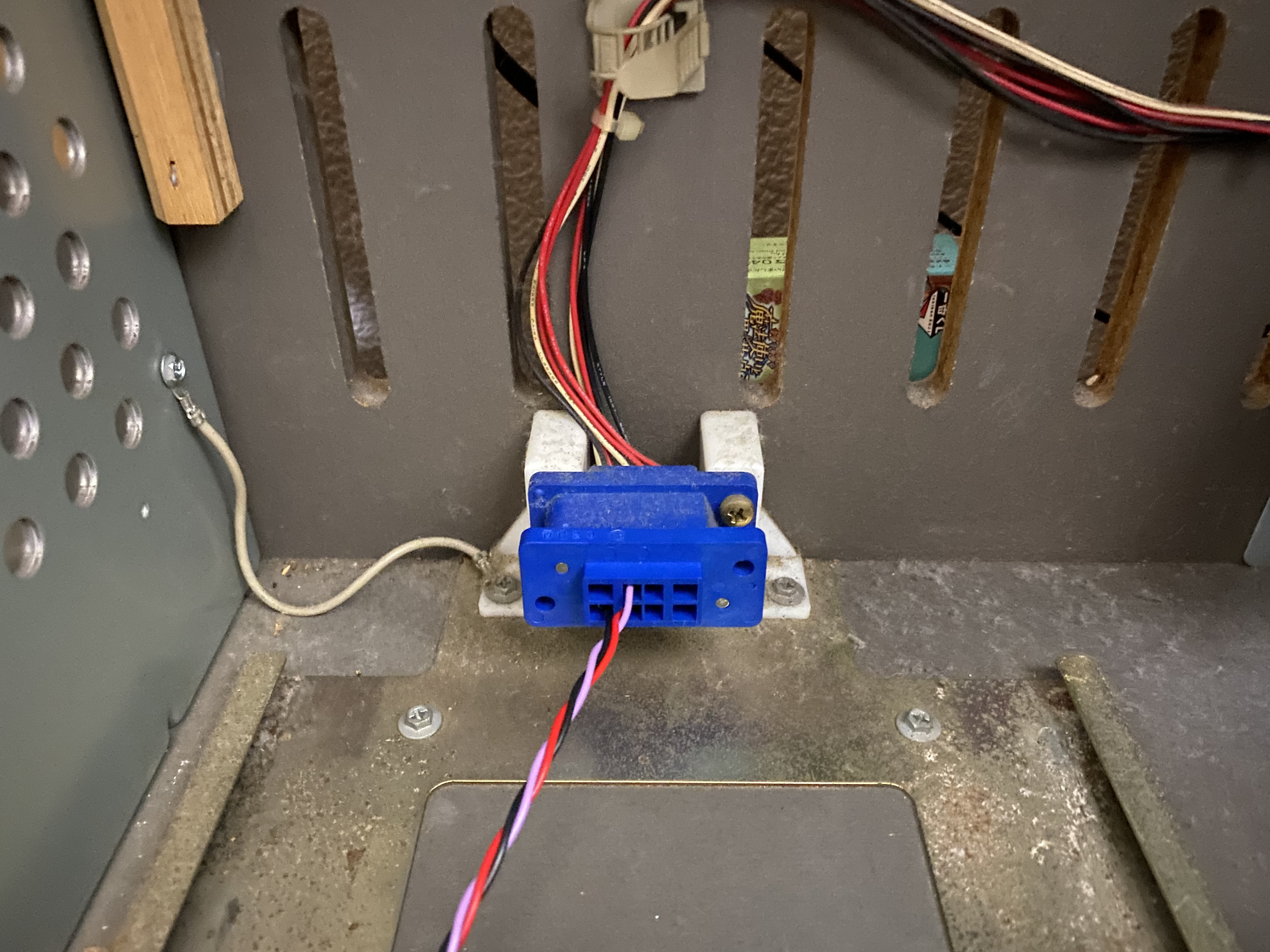 てっく商品 初代ギルティクラウン 5号機 コンバーター 不要機付き 送料