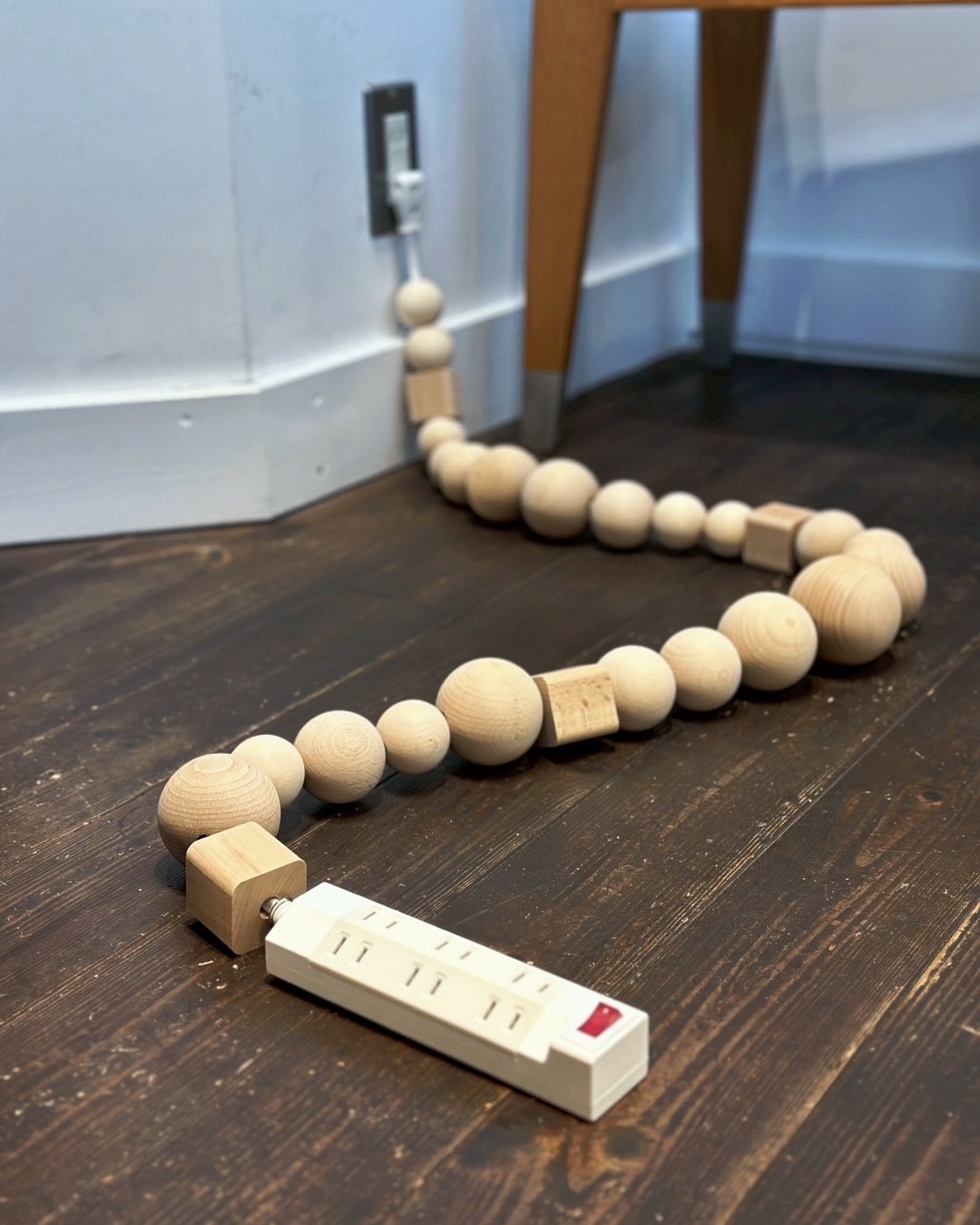 BLESS(ブレス)のCable jewelryの延長コード、ウッドナチュラルが再入荷