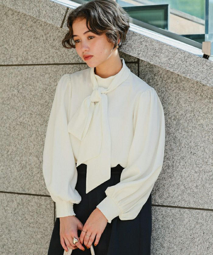 cen.ボウタイブラウス リボン付きホワイトブラウス セール】 【入卒