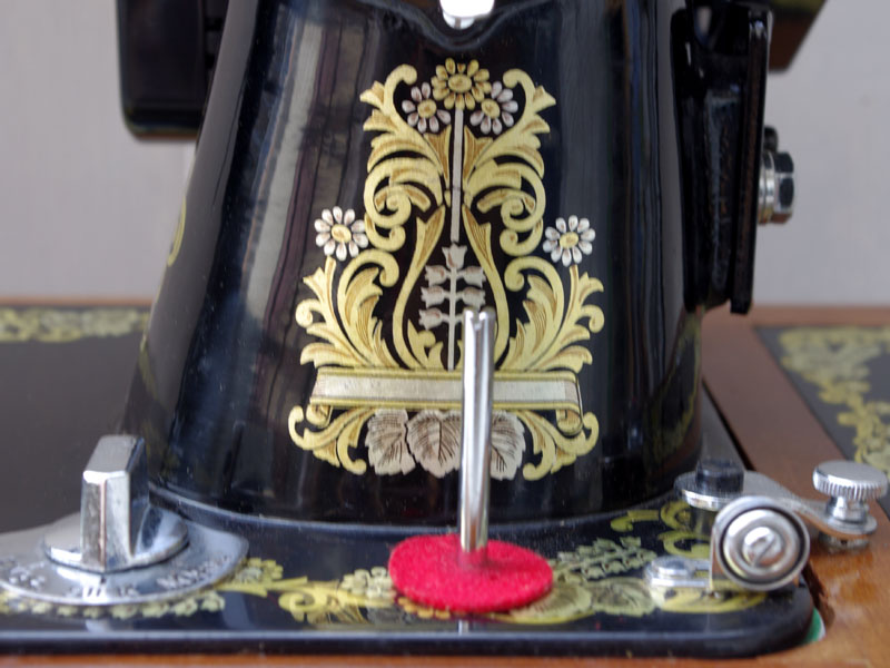 No.148 Brother ブラザー製 家庭用電動ミシン復刻版：アンティーク