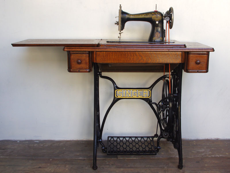 No.324 SINGER 15K シンガー製 木彫付き家庭用足踏みミシン