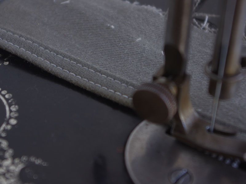 No.325 SINGER 27K 英国シンガー製 豪華足踏みミシン：アンティーク