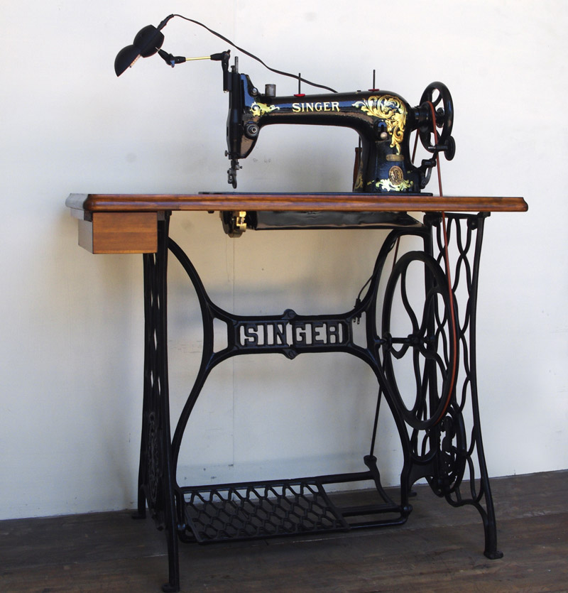 No.395 SINGER 31K18 シンガー製 皮革用 足踏みミシン：アンティーク