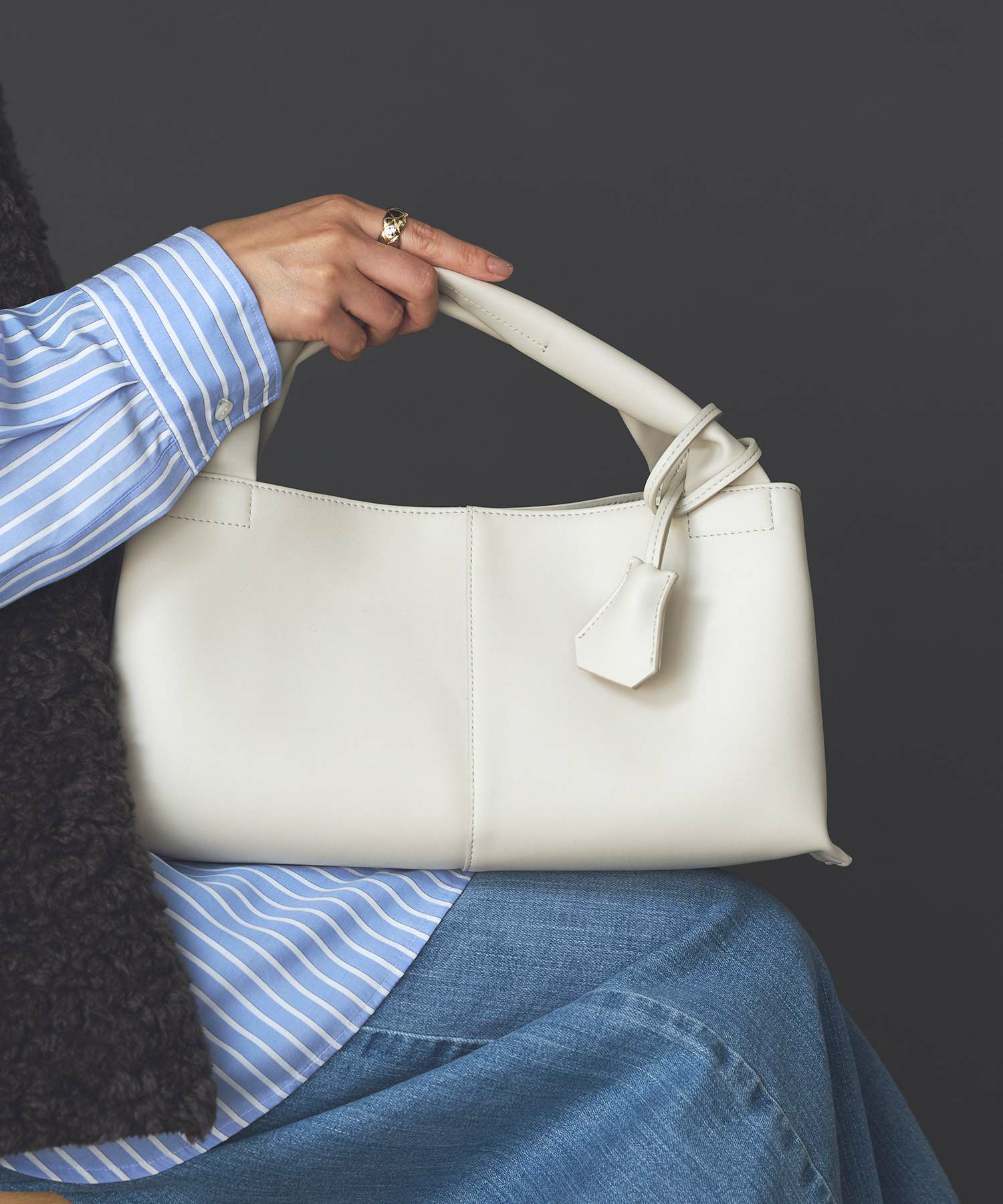 Gready BrilliantPUスクエアワンハンドルバッグ | SEKIMIKI Online