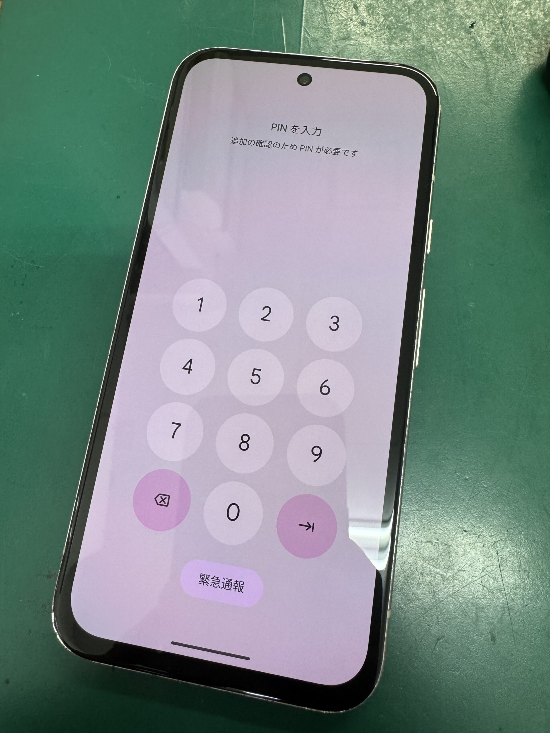 Pixel 8a の画面が映らない？難波で即日修理ならスキルワン｜即対応
