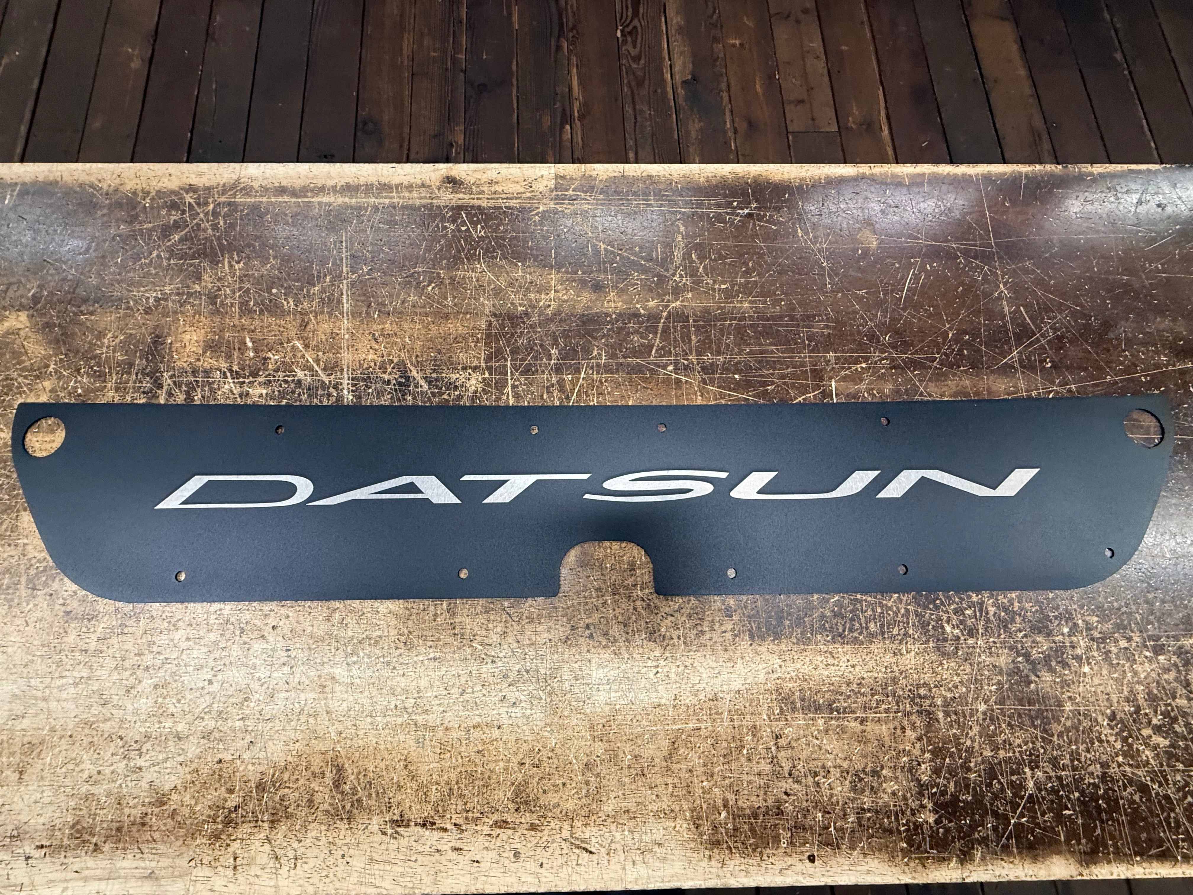 DECK LID PLATE (2-SEATER & 2+2) | DATSUN | 280ZX