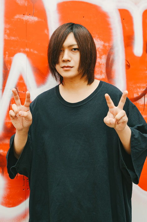 ヤバイTシャツ屋さん × 令和ロマン 座談会 | Skream! インタビュー