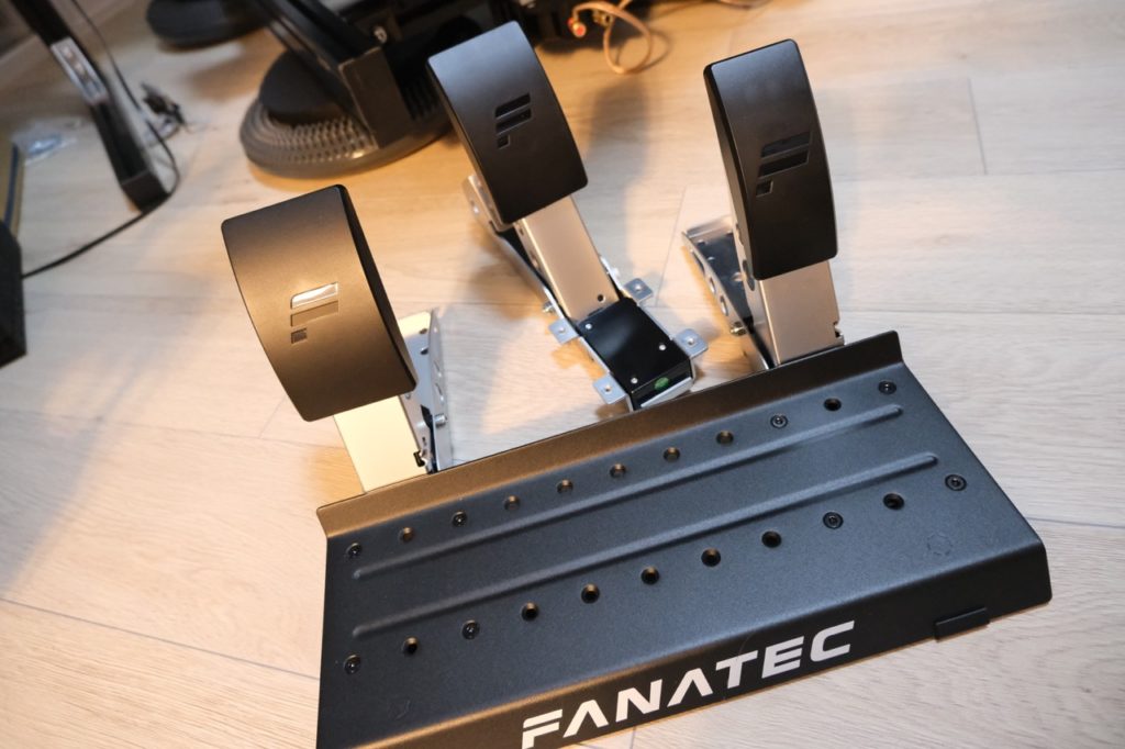 FANATEC CSL Elite Pedals V2レビュー | MASK | ブログ | MASK iRacing
