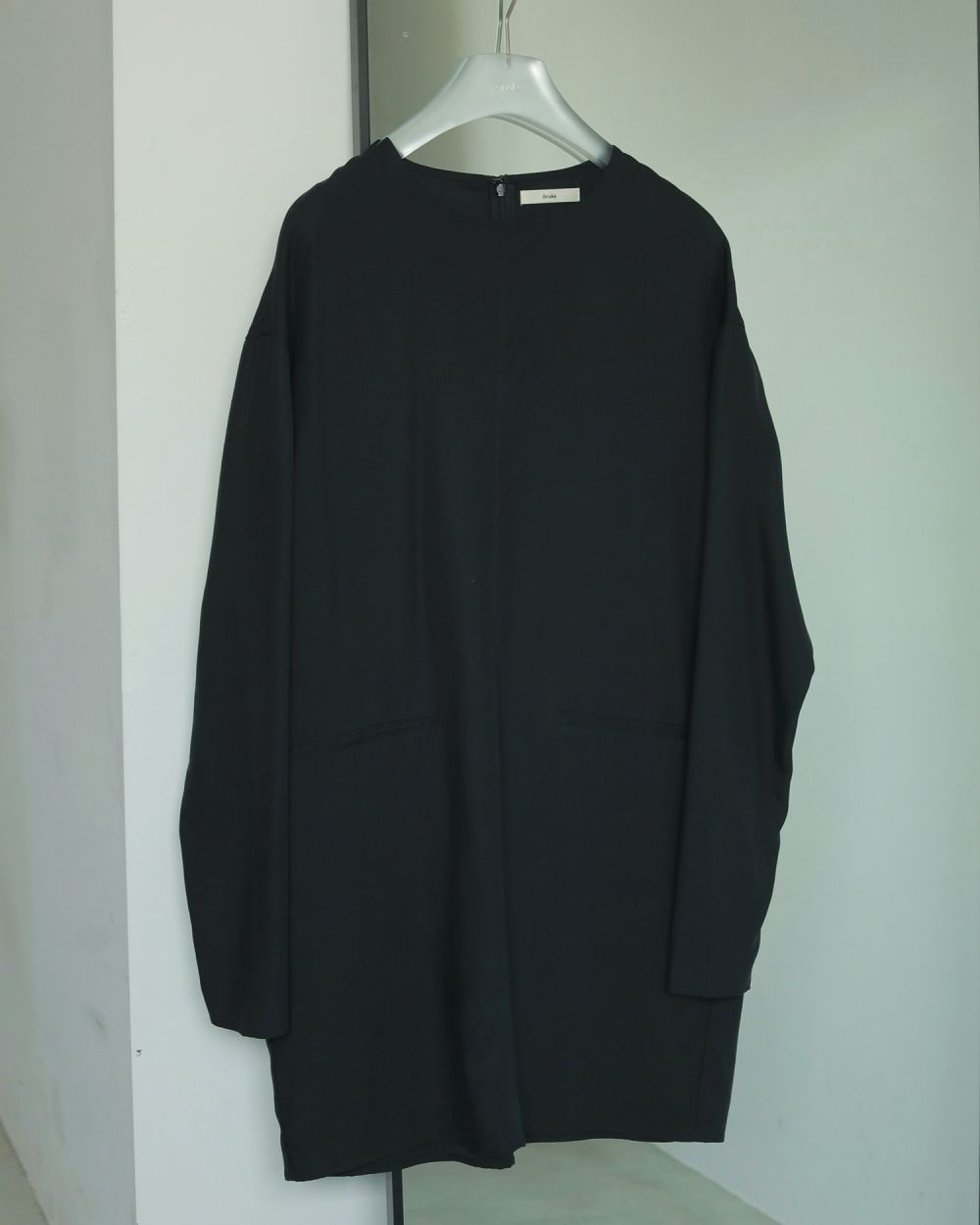 ànuke - Cocoon Mini Onepiece / コクーン ミニワンピース (ブラック