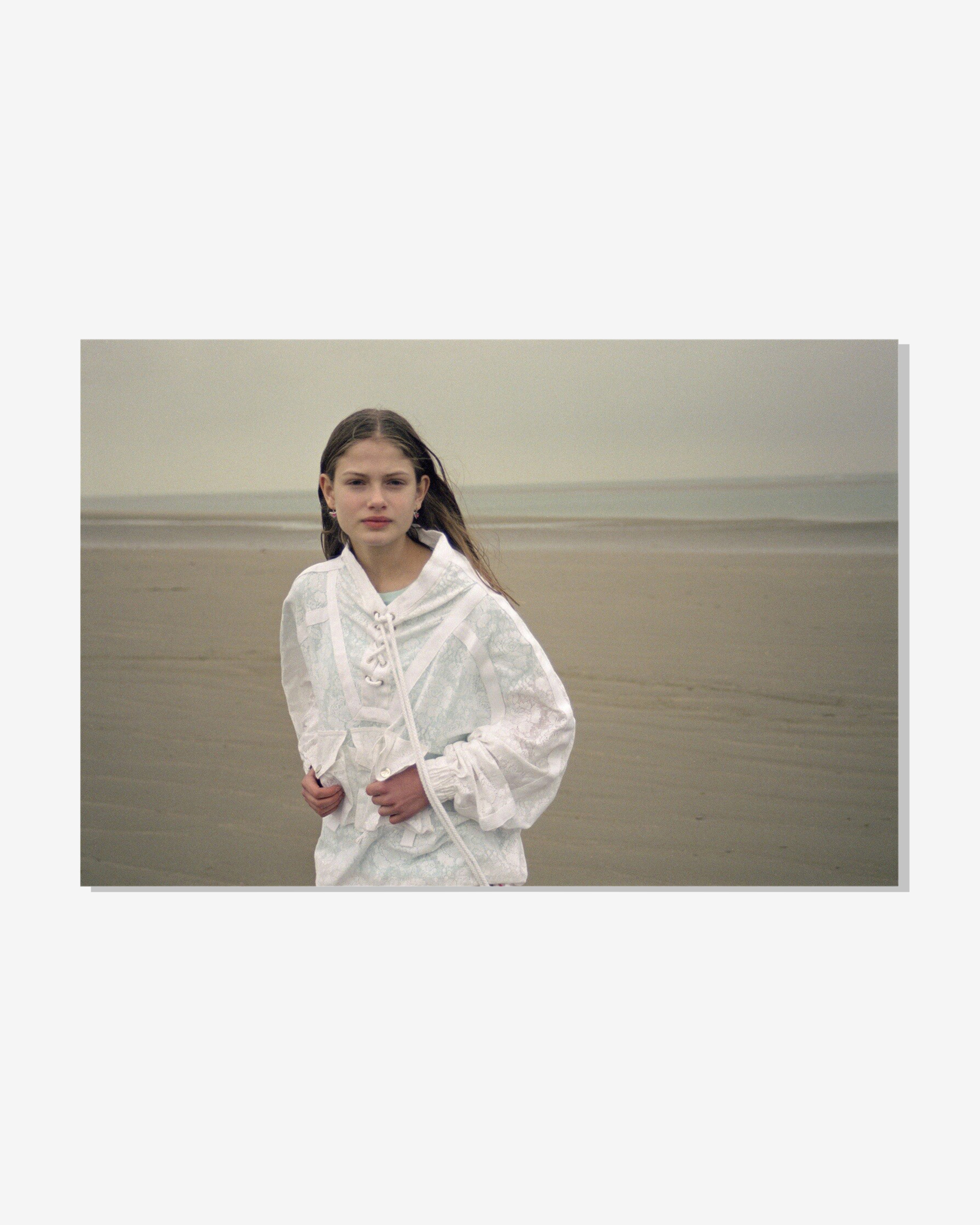 Idea: Angela Hill: Sylvia 2nd Edition (Multi) | DSMNY E-SHOP