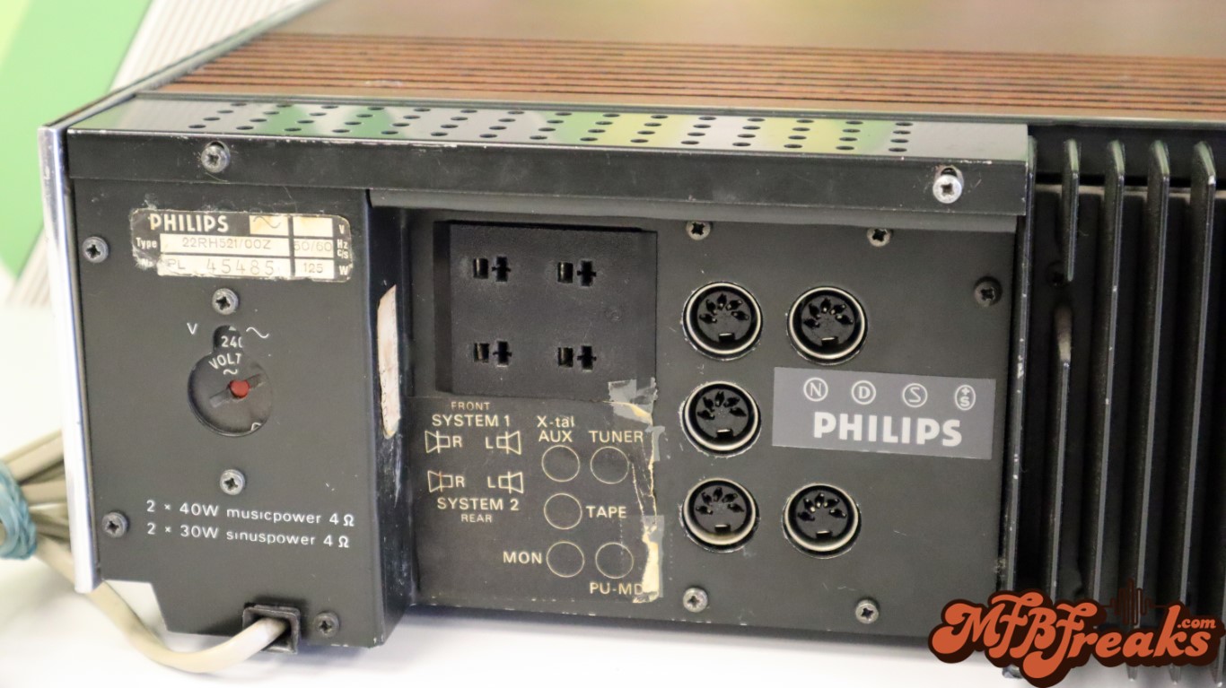 Philips 22RH521 geïntegreerde versterker - MFBFreaks.com