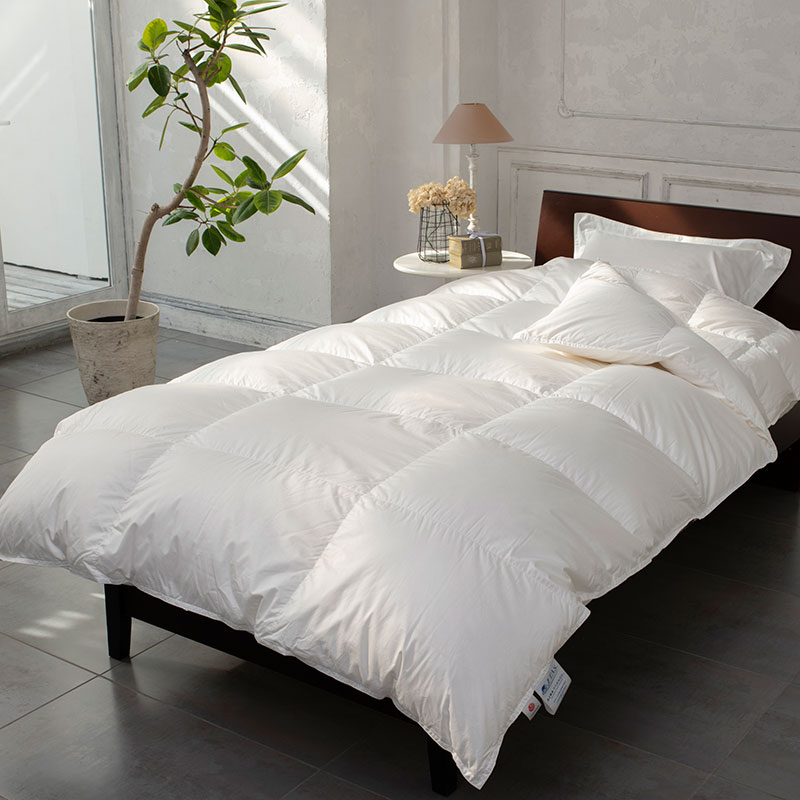 暖 ホテル仕様 大増量 掛布団 シングル 羽毛を越えた素材 清潔 日本製