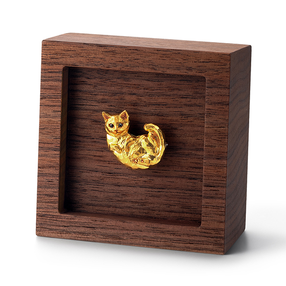 純金オブジェ 「ねこ」 ブローチ兼用 | 高品質 金・プラチナ