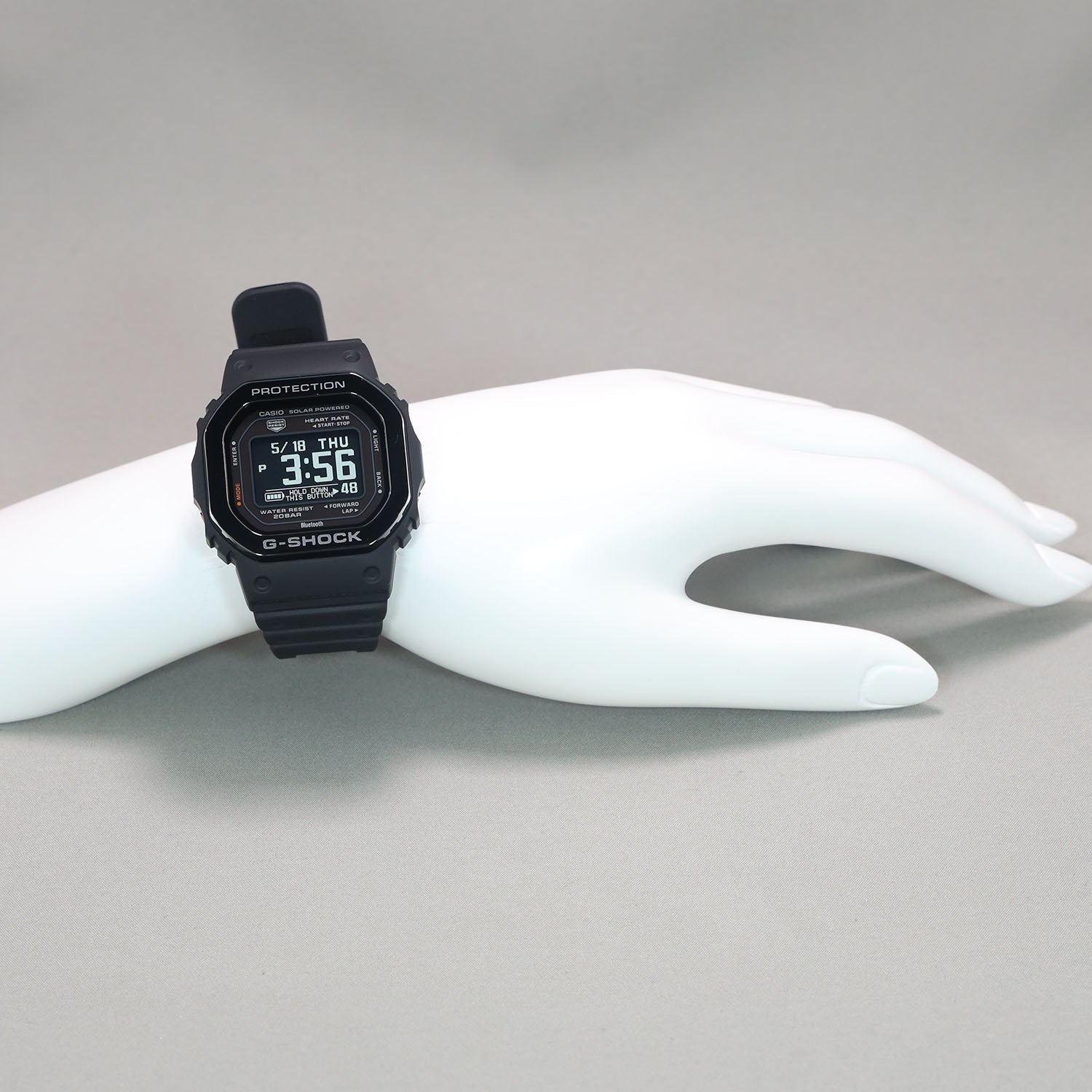 Gショック】G-SQUAD / メタルベゼル / ハートレートモニター / DW