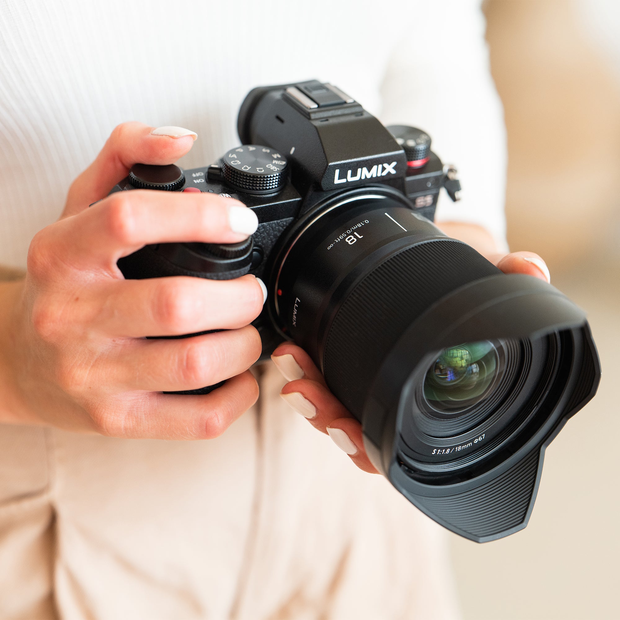 Panasonic LUMIX S Series 18mm F1.8 L-Mount Lens - S-S18