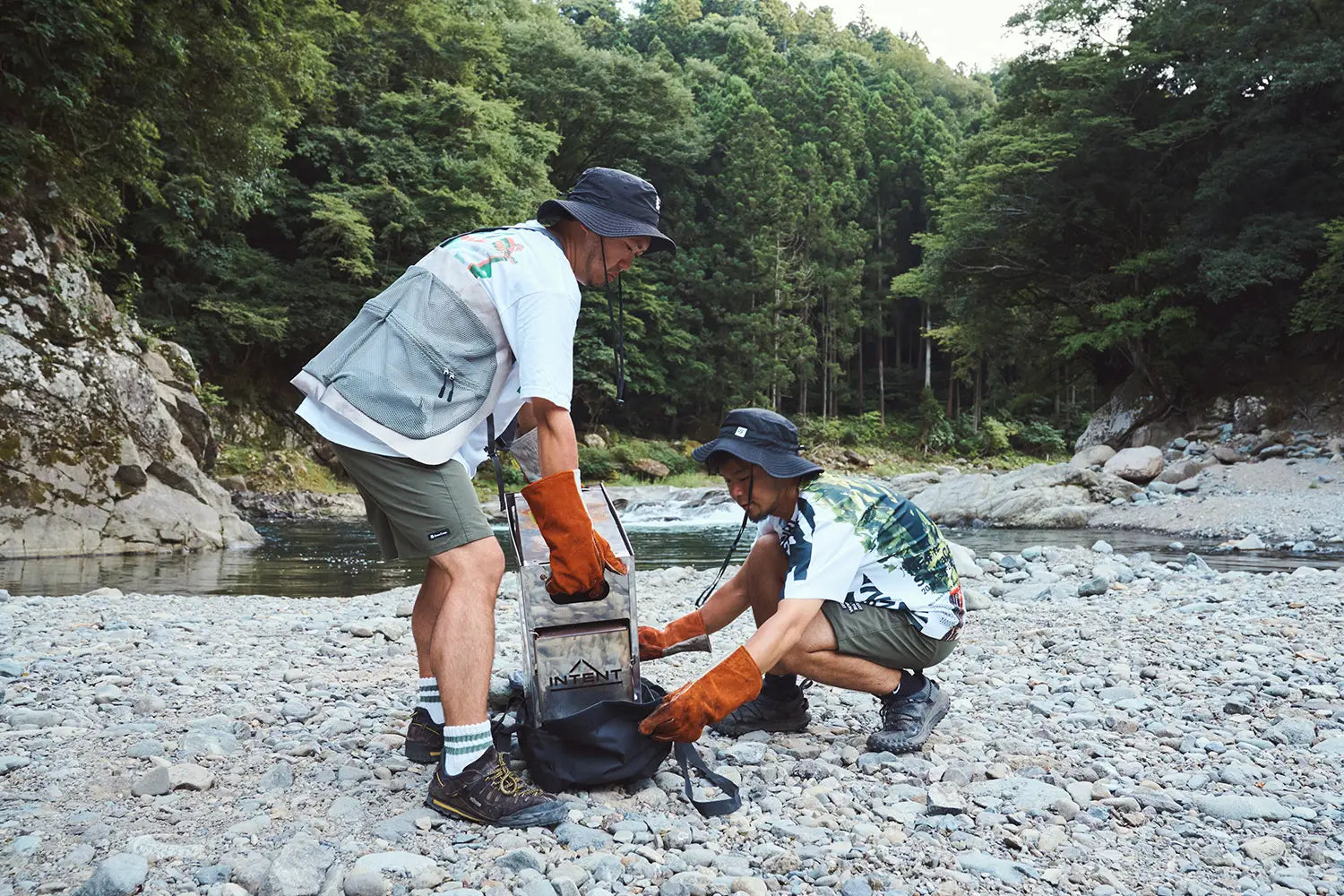 INTENT Stove 1.2（MORZH用ストーブ） | 3層式テントサウナMORZH