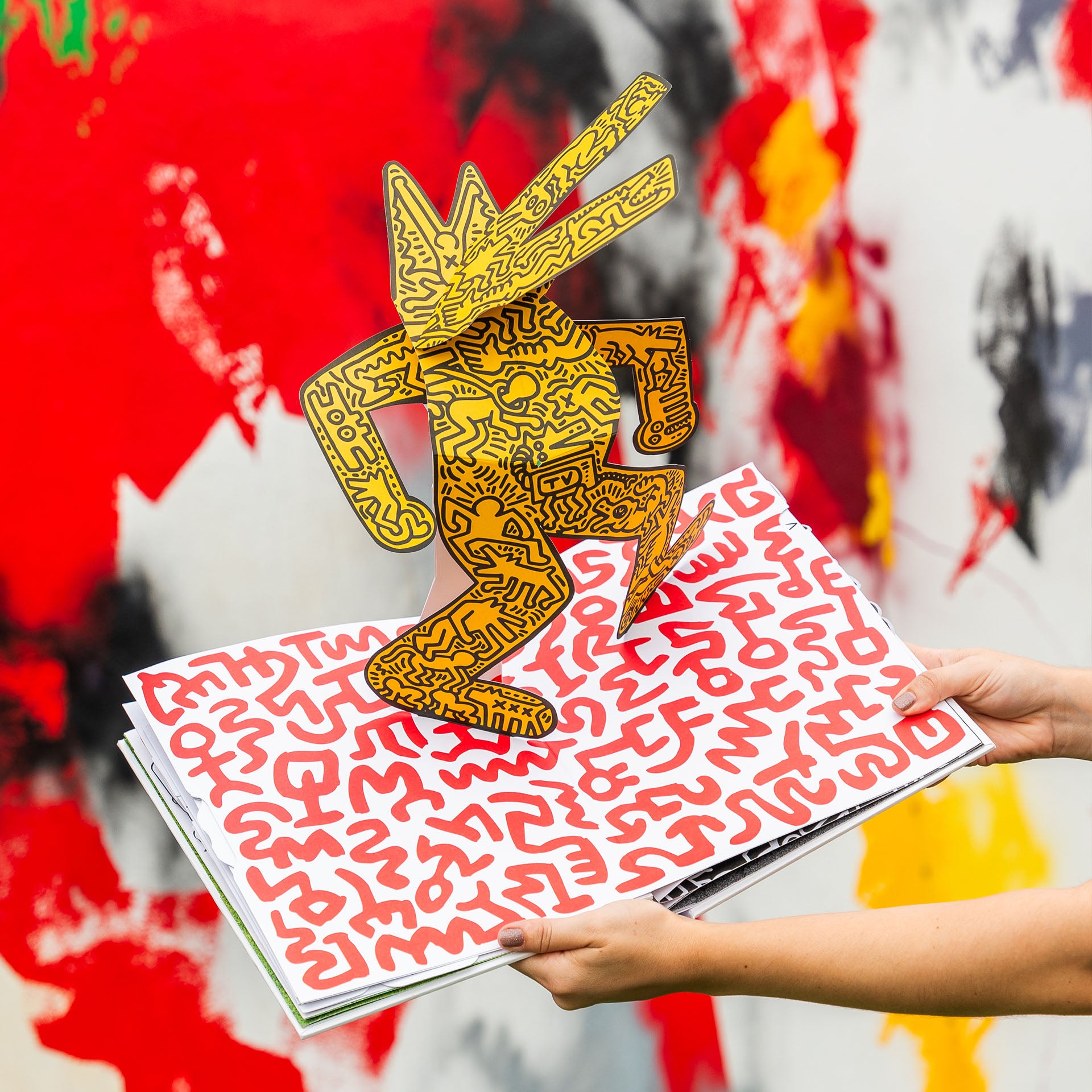 Keith Haring Pop-Up Book: Immersive Art Experience – The Wynwood
