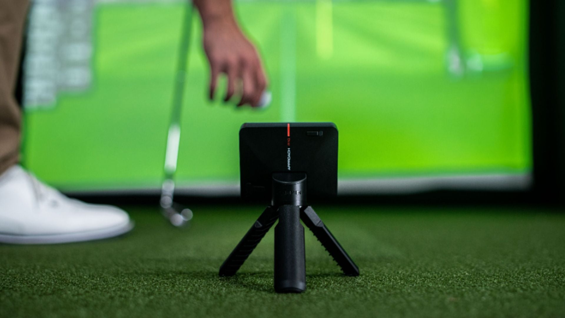Garmin Approach® R10 Launch Monitor - Shop Indoor Golf